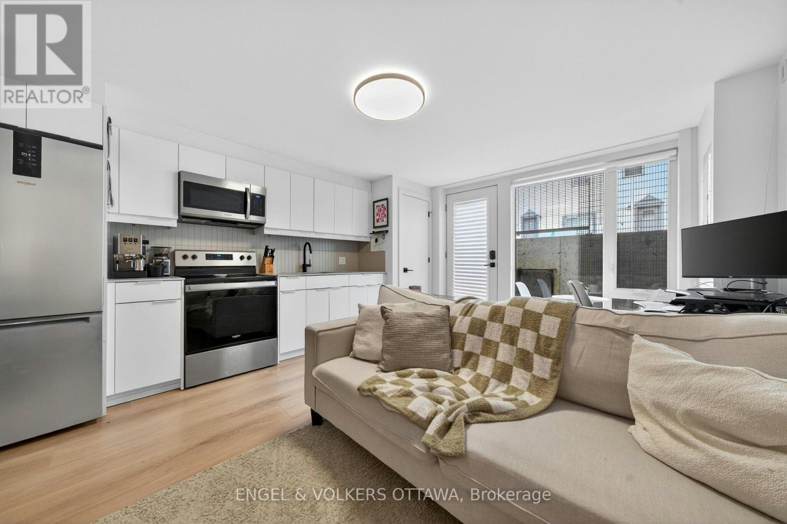 C-51 Fairmont Avenue, Ottawa, ON, K1Y 1X4 - 9
