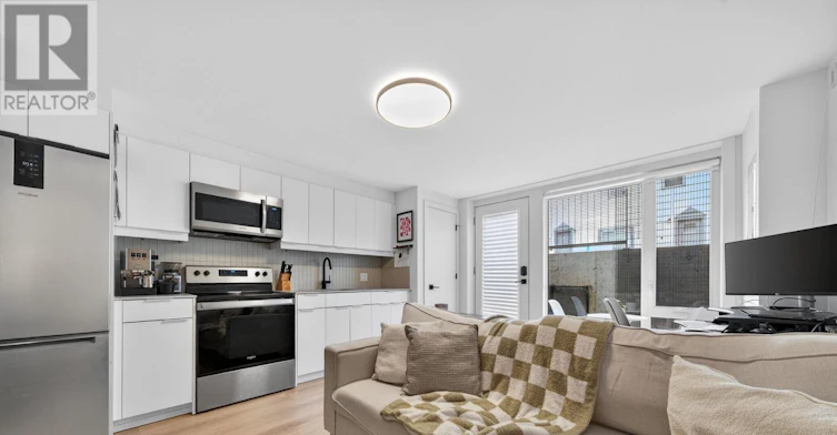 C-51 Fairmont Avenue, Ottawa, ON, K1Y 1X4 - 9