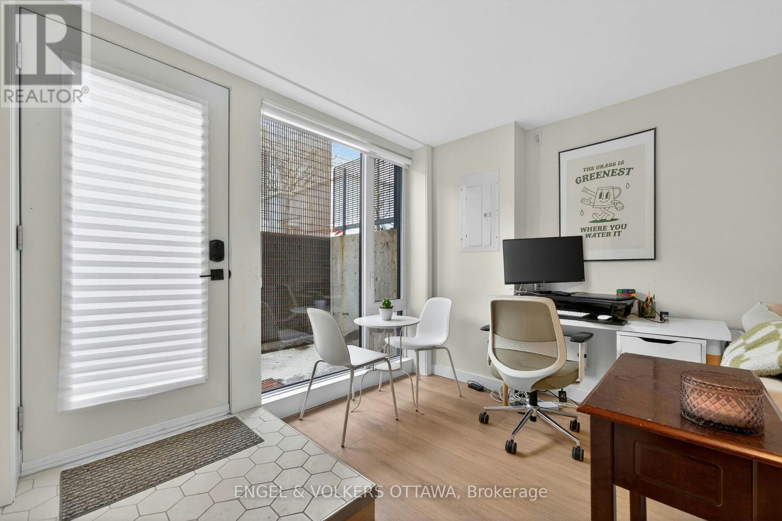 C-51 Fairmont Avenue, Ottawa, ON, K1Y 1X4 - 4