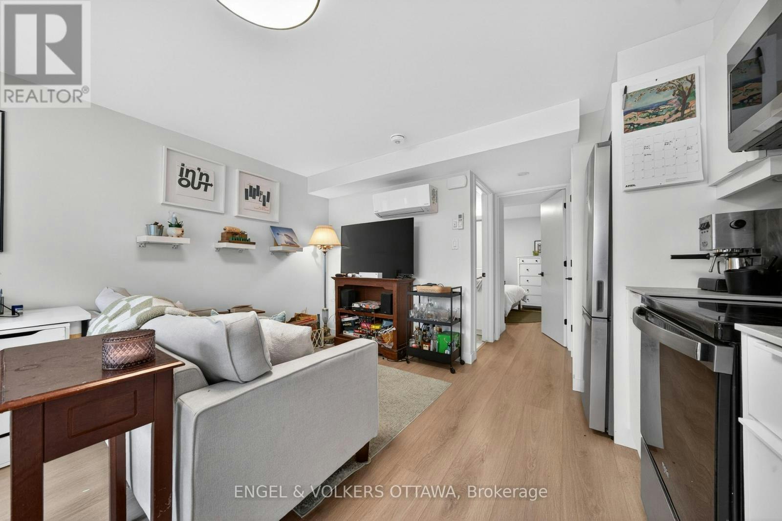 C-51 Fairmont Avenue, Ottawa, ON, K1Y 1X4 - 3