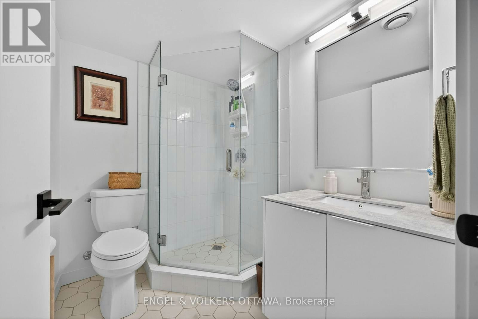 C-51 Fairmont Avenue, Ottawa, ON, K1Y 1X4 - 12