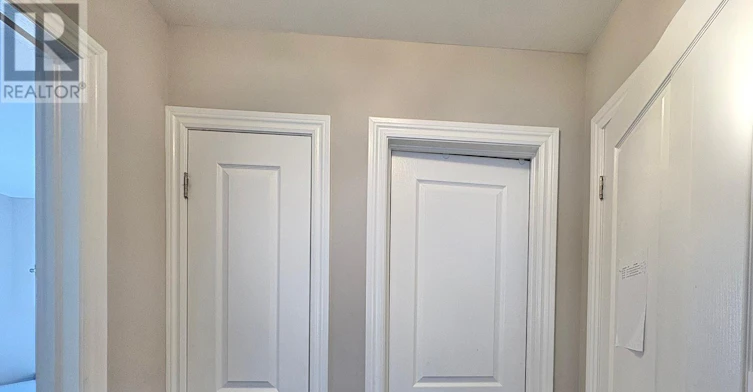 6-25 Paisley Boulevard E, Mississauga, ON, L5A 1P3 - 8
