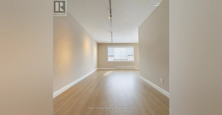 6-25 Paisley Boulevard E, Mississauga, ON, L5A 1P3 - 4