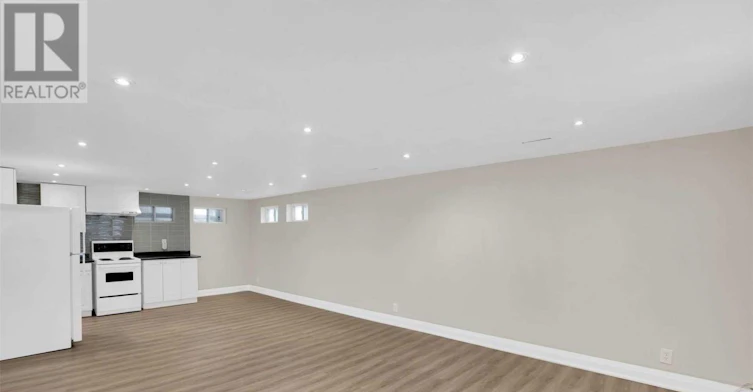 18 Robson Place, Toronto, ON, M2R 2Y3 - 22