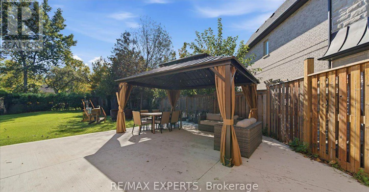 18 Robson Place, Toronto, ON, M2R 2Y3 - 27