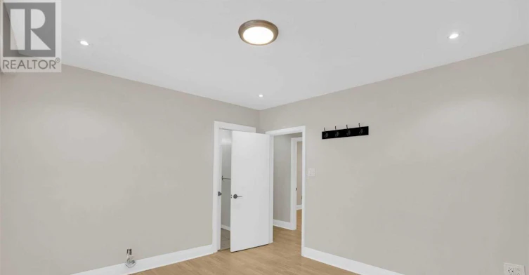 18 Robson Place, Toronto, ON, M2R 2Y3 - 16