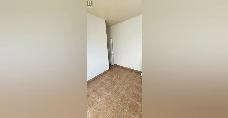 UPPER-1 1040a St Clair Avenue, Toronto, ON, M6E 1A5 - 8