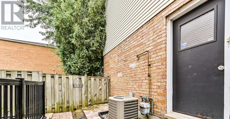 54 Chapel Park Square, Toronto, ON, M1V 2S5 - 2