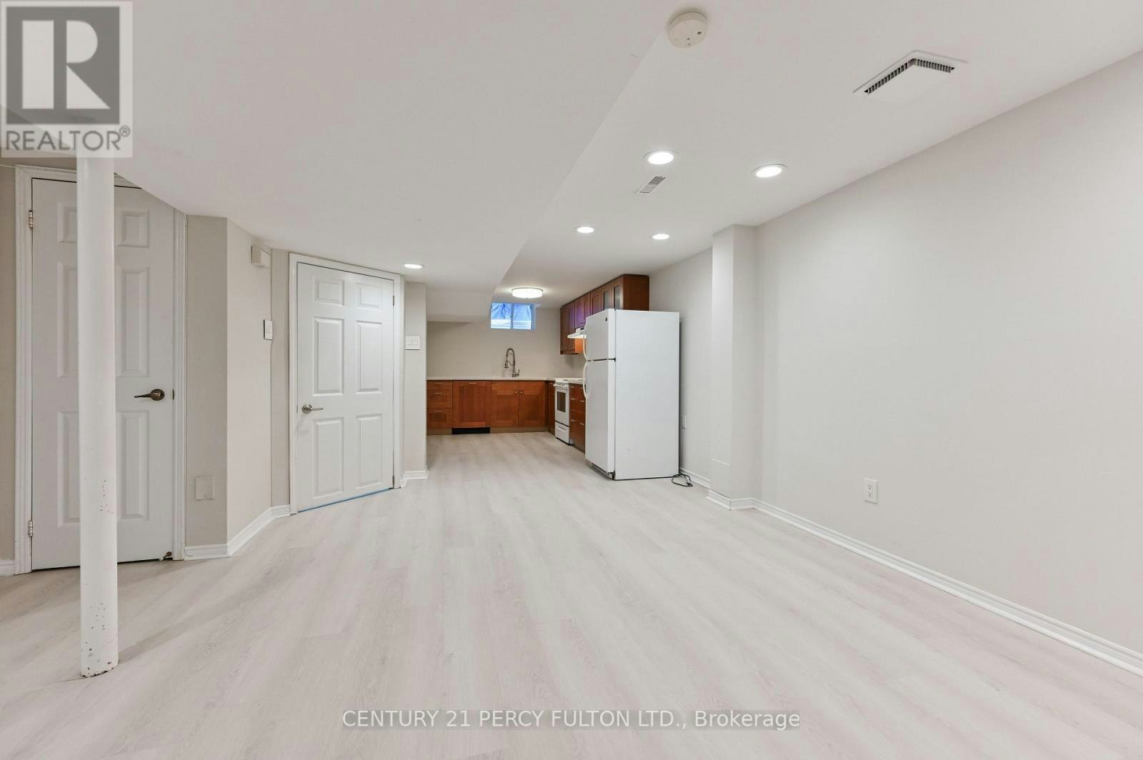 54 Chapel Park Square, Toronto, ON, M1V 2S5 - 9