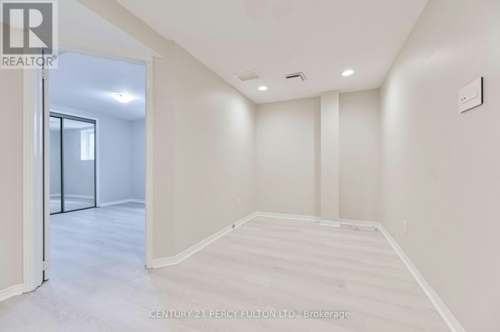 54 Chapel Park Square, Toronto, ON, M1V 2S5 - 16