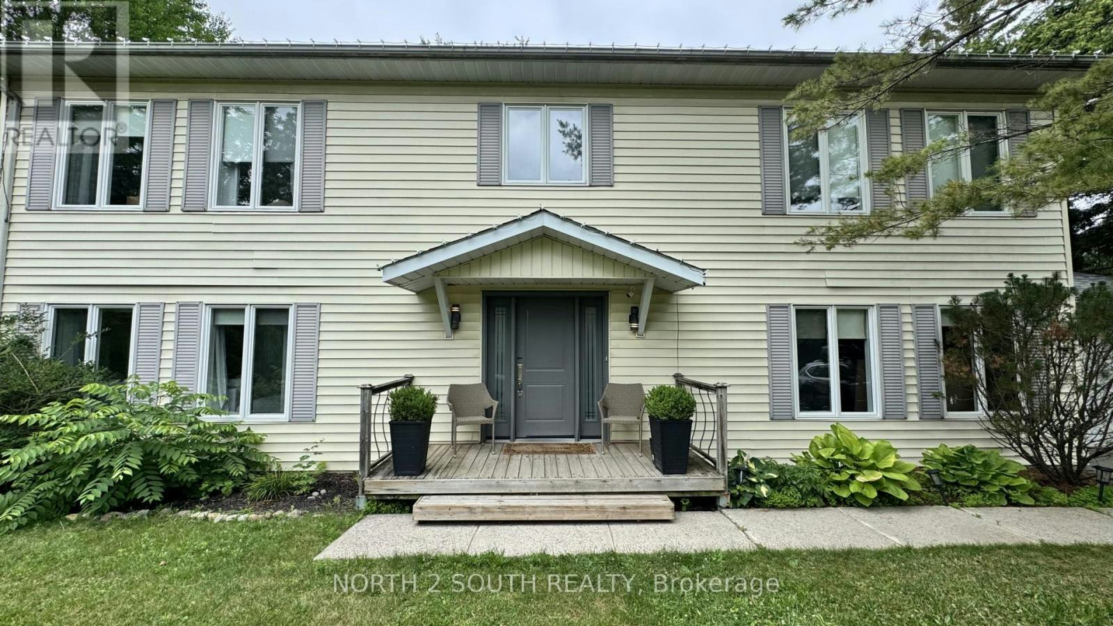 610 Sunset Beach Road, Richmond Hill, ON, L4E 3J6 2