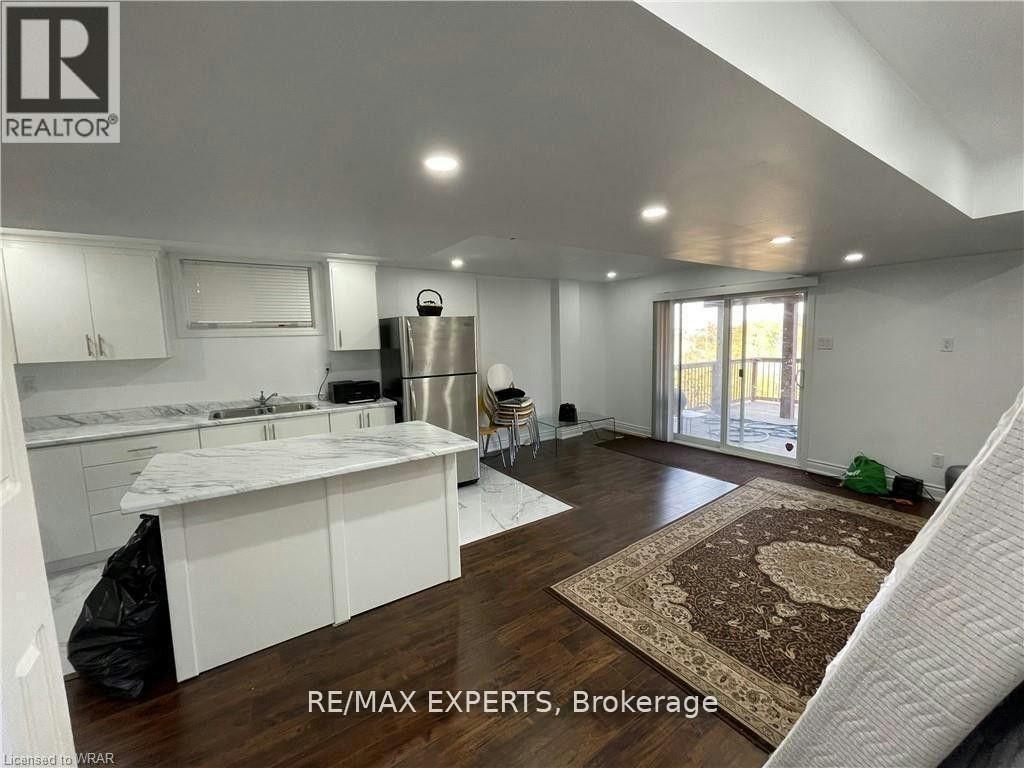 87 Newcastle Drive W, Kitchener, ON, N2R 1W4 - 3