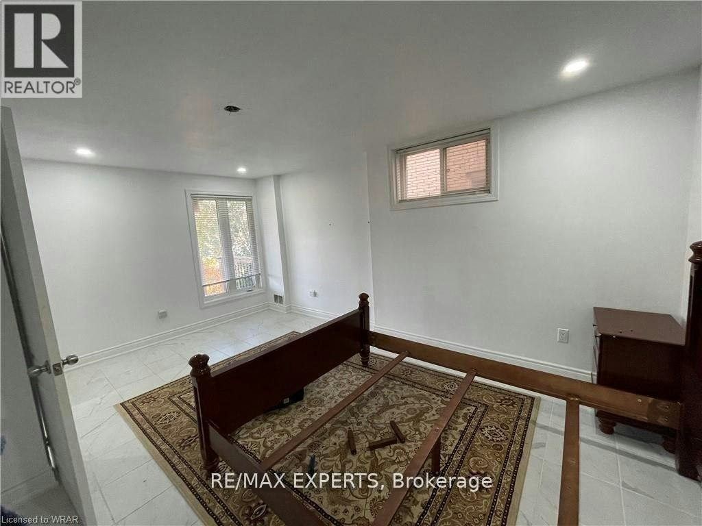 87 Newcastle Drive W, Kitchener, ON, N2R 1W4 - 6