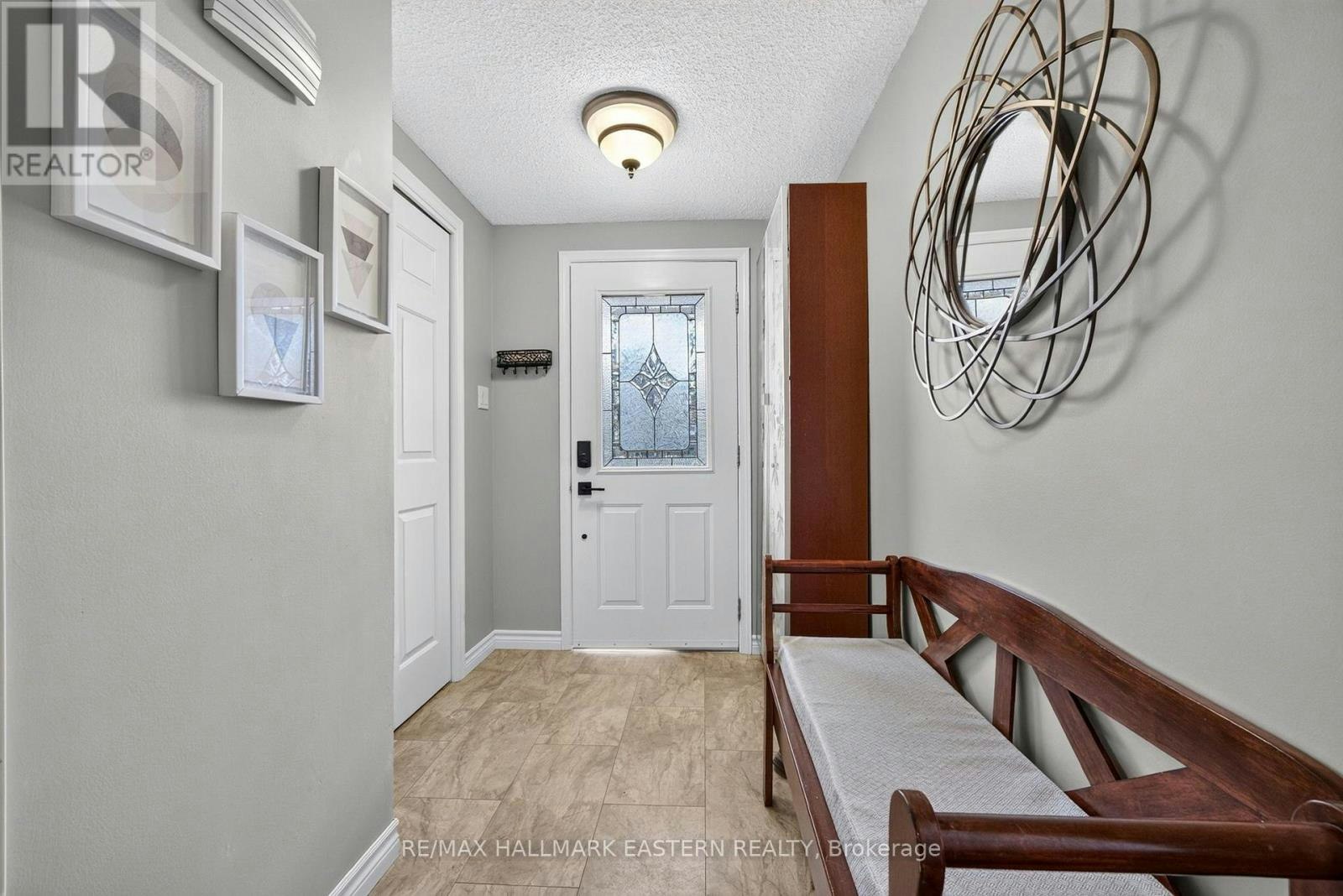 2296 Kawartha Heights Boulevard, Peterborough, ON, K9K 1P4 - 8