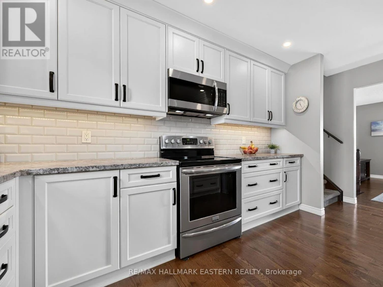 2296 Kawartha Heights Boulevard, Peterborough, ON, K9K 1P4 - 10