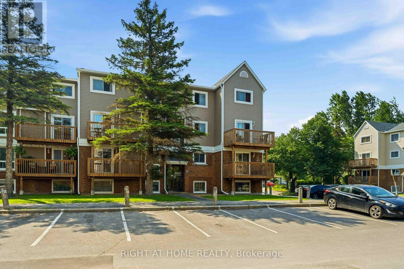 3-500 Fenerty Court, Ottawa, ON, K2L 3B1