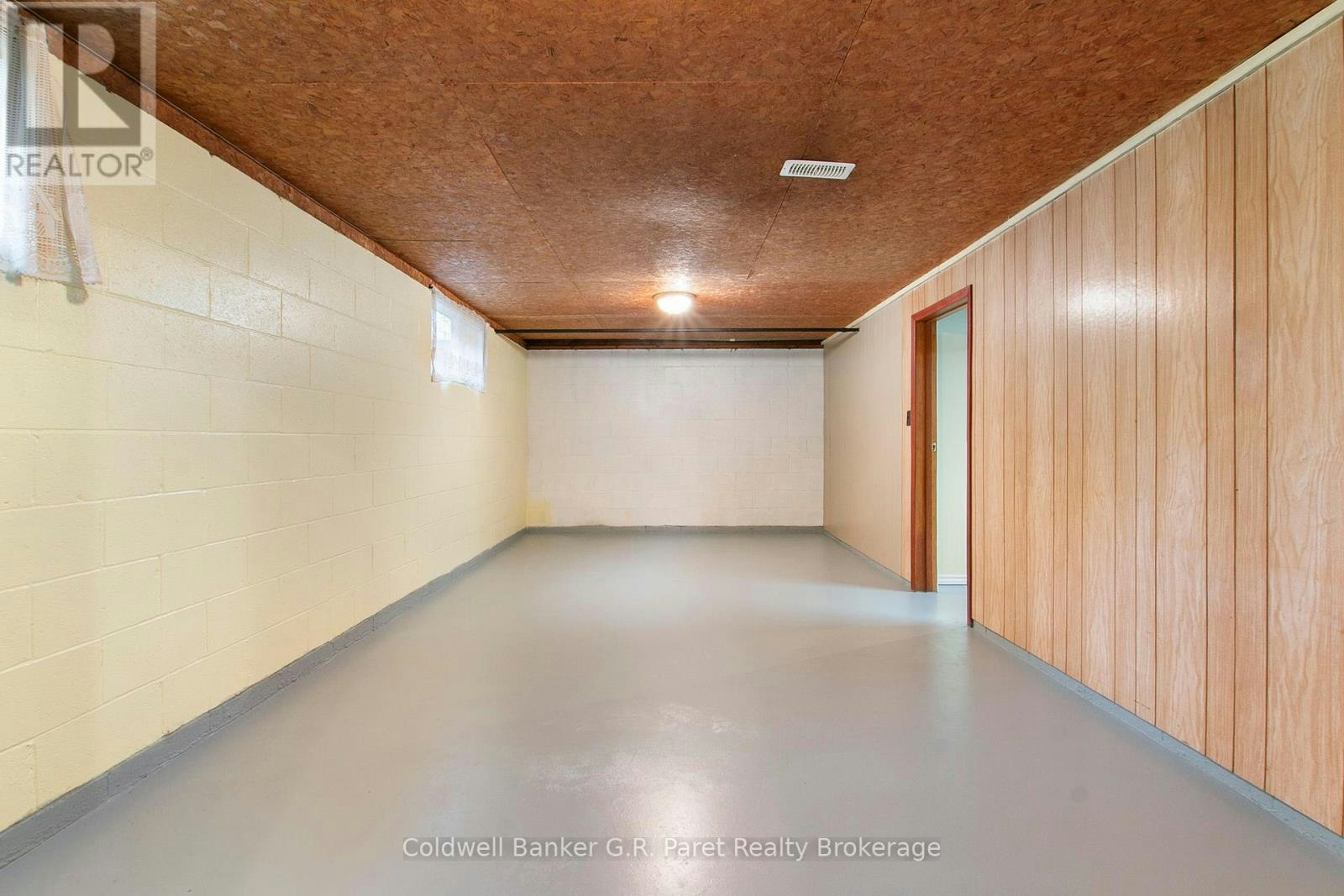 105 Queen Street, Tillsonburg, ON, N4G 3H4 - 17
