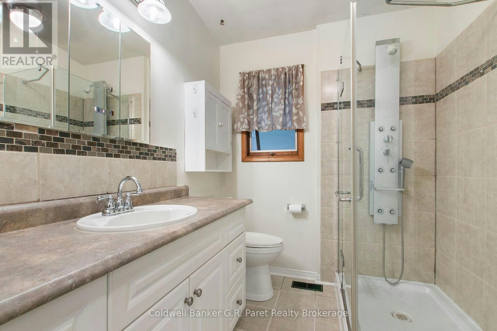105 Queen Street, Tillsonburg, ON, N4G 3H4 - 13