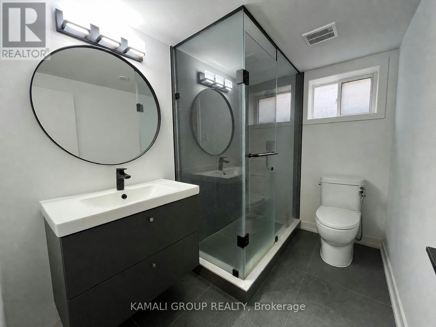 BSMT-75 Newbury Drive, Newmarket, ON, L3Y 4P9 - 13