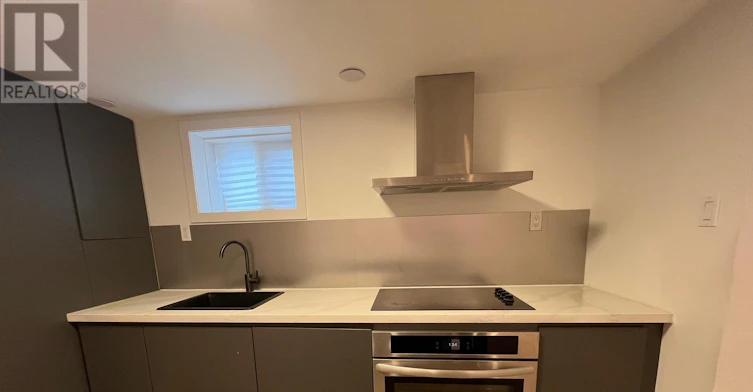 BSMT-75 Newbury Drive, Newmarket, ON, L3Y 4P9 - 5