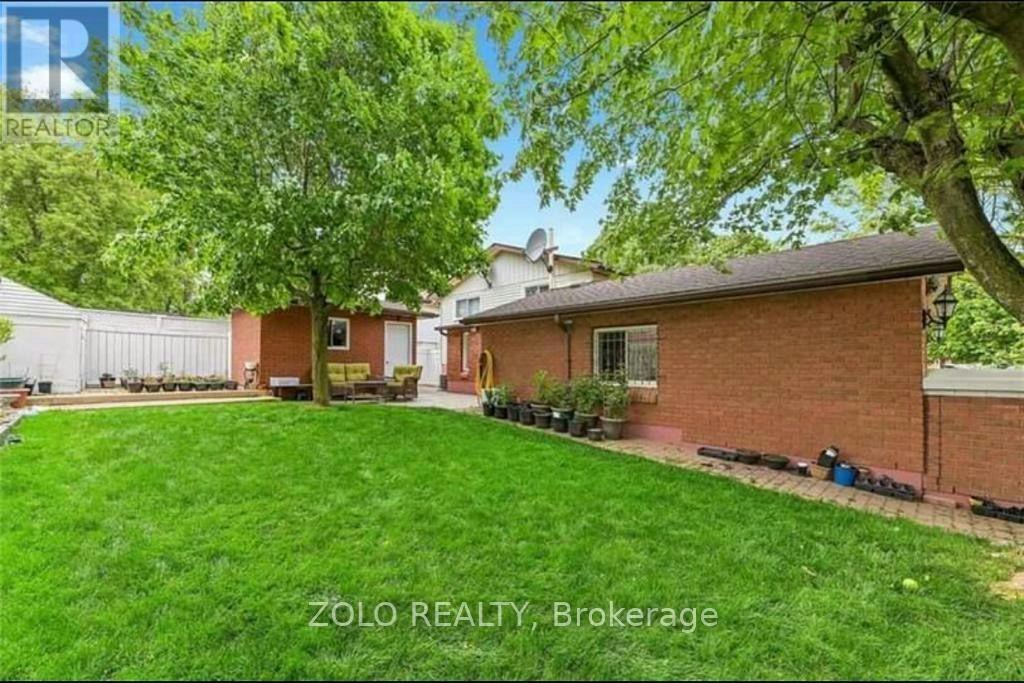 LOWER-1 Garrow Drive W, Hamilton, ON, L9C 6G8 - 2