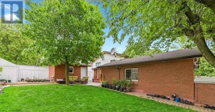LOWER-1 Garrow Drive W, Hamilton, ON, L9C 6G8 - 2