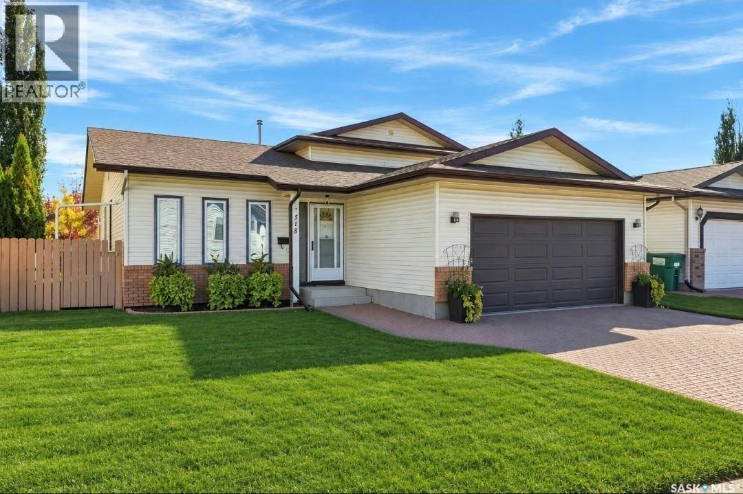 518 Bronson Crescent, Saskatoon, SK, S7J 5E3