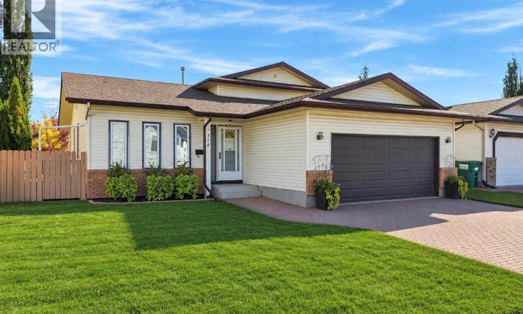 518 Bronson Crescent