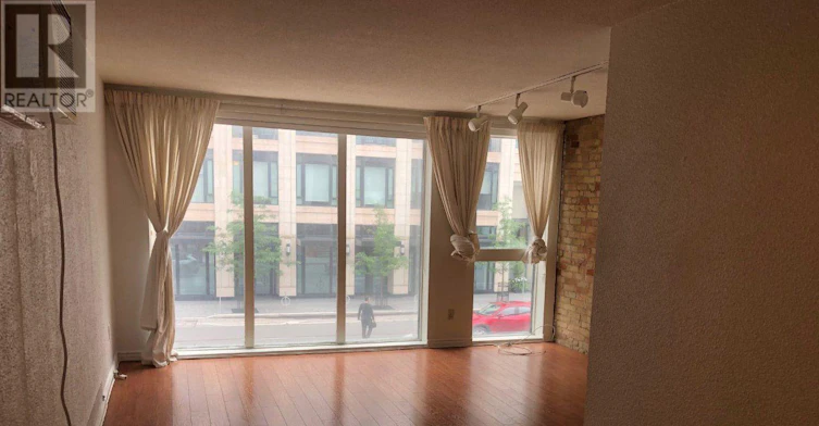 2-2ND 160 Floor Davenport Road, Toronto, ON, M5R 1J2 - 2