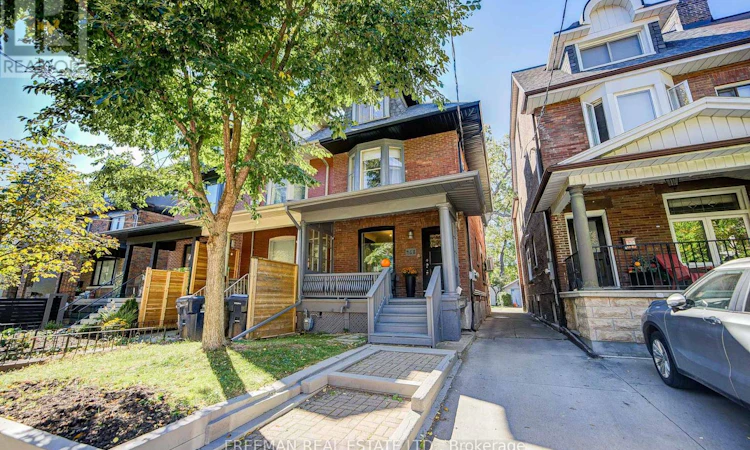 468 Markham Street