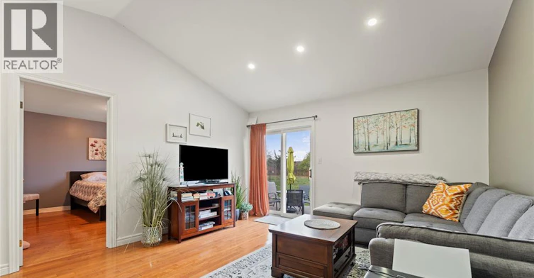1928 Questa Drive, Windsor, ON, N8P 1M5 - 6