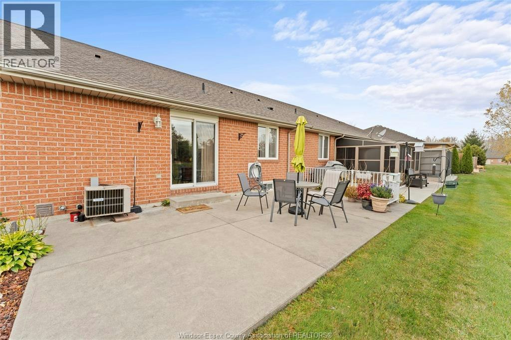 1928 Questa Drive, Windsor, ON, N8P 1M5 - 13