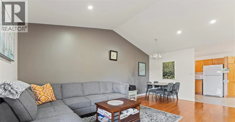 1928 Questa Drive, Windsor, ON, N8P 1M5 - 3
