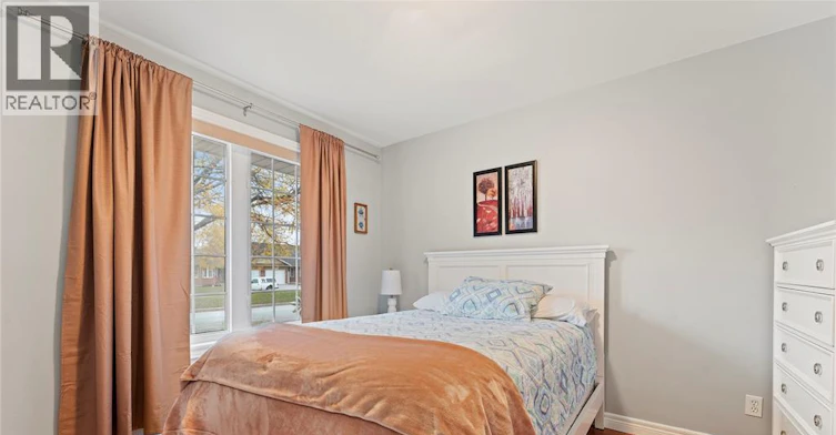 1928 Questa Drive, Windsor, ON, N8P 1M5 - 9