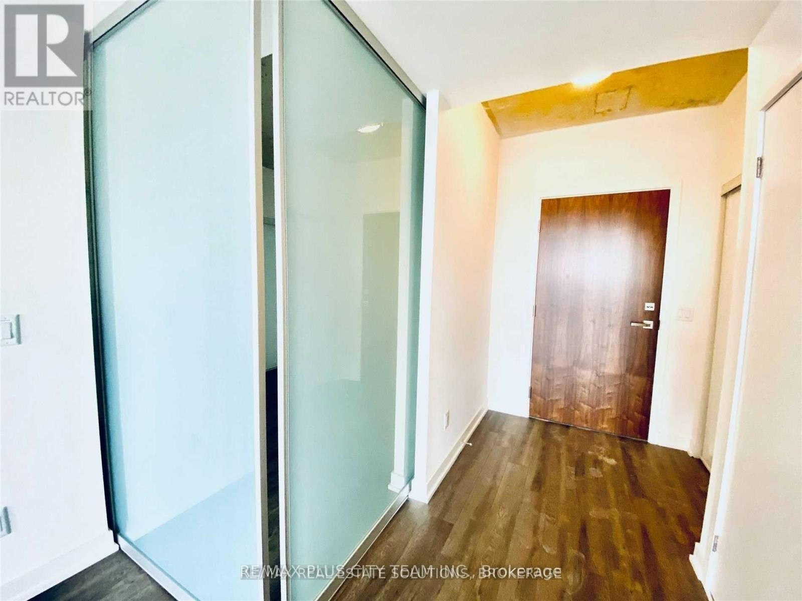 1025-30 Baseball Place, Toronto, ON, M4M 0E8 - 7
