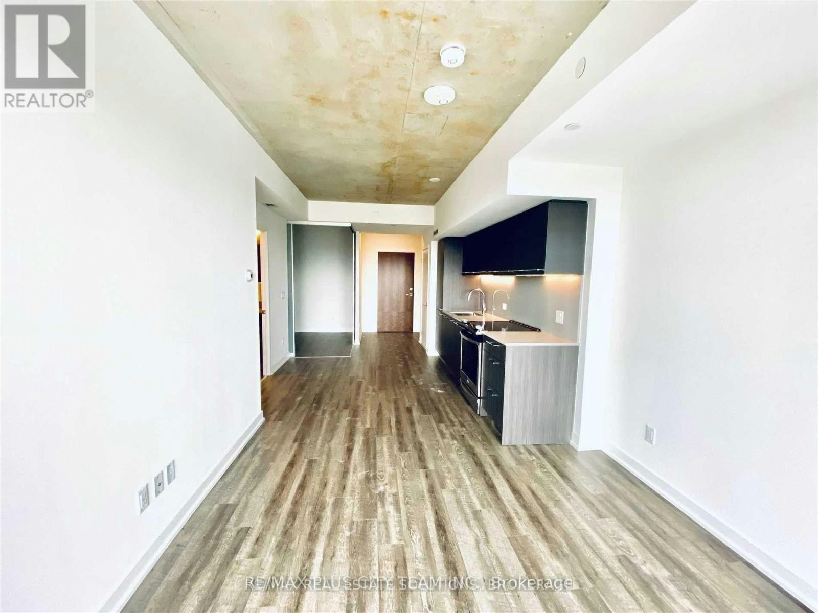 1025-30 Baseball Place, Toronto, ON, M4M 0E8 - 2