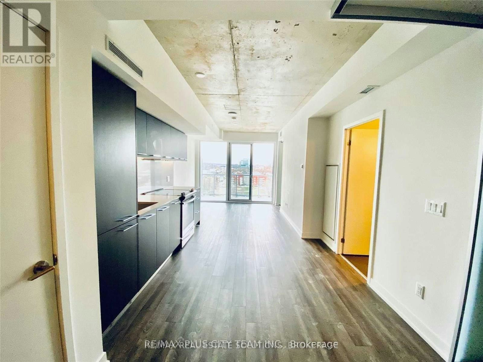 1025-30 Baseball Place, Toronto, ON, M4M 0E8 - 3