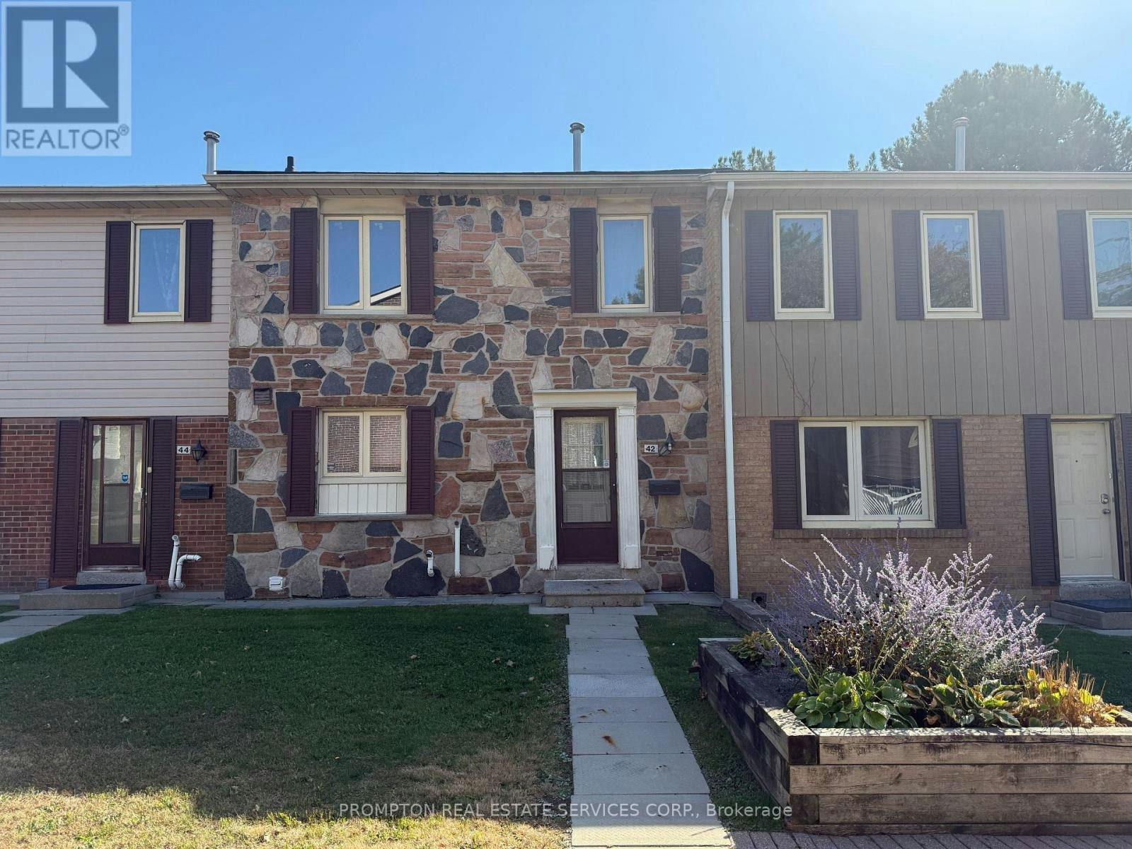 42-270 Timberbank Boulevard, Toronto, ON, M1W 2M1