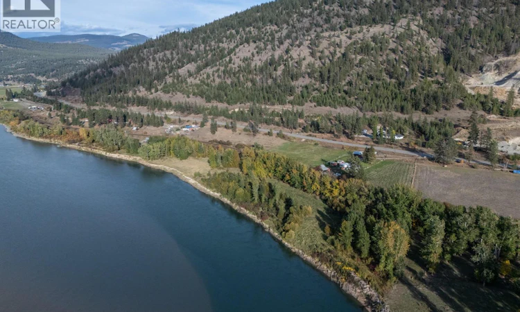 7941 Yellowhead Highway