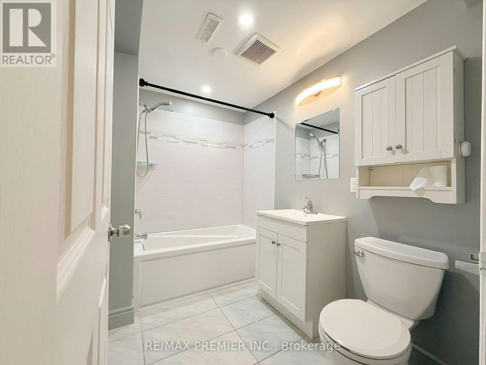 BSMT-77 Fox Run, Barrie, ON, L4N 5L6 - 24