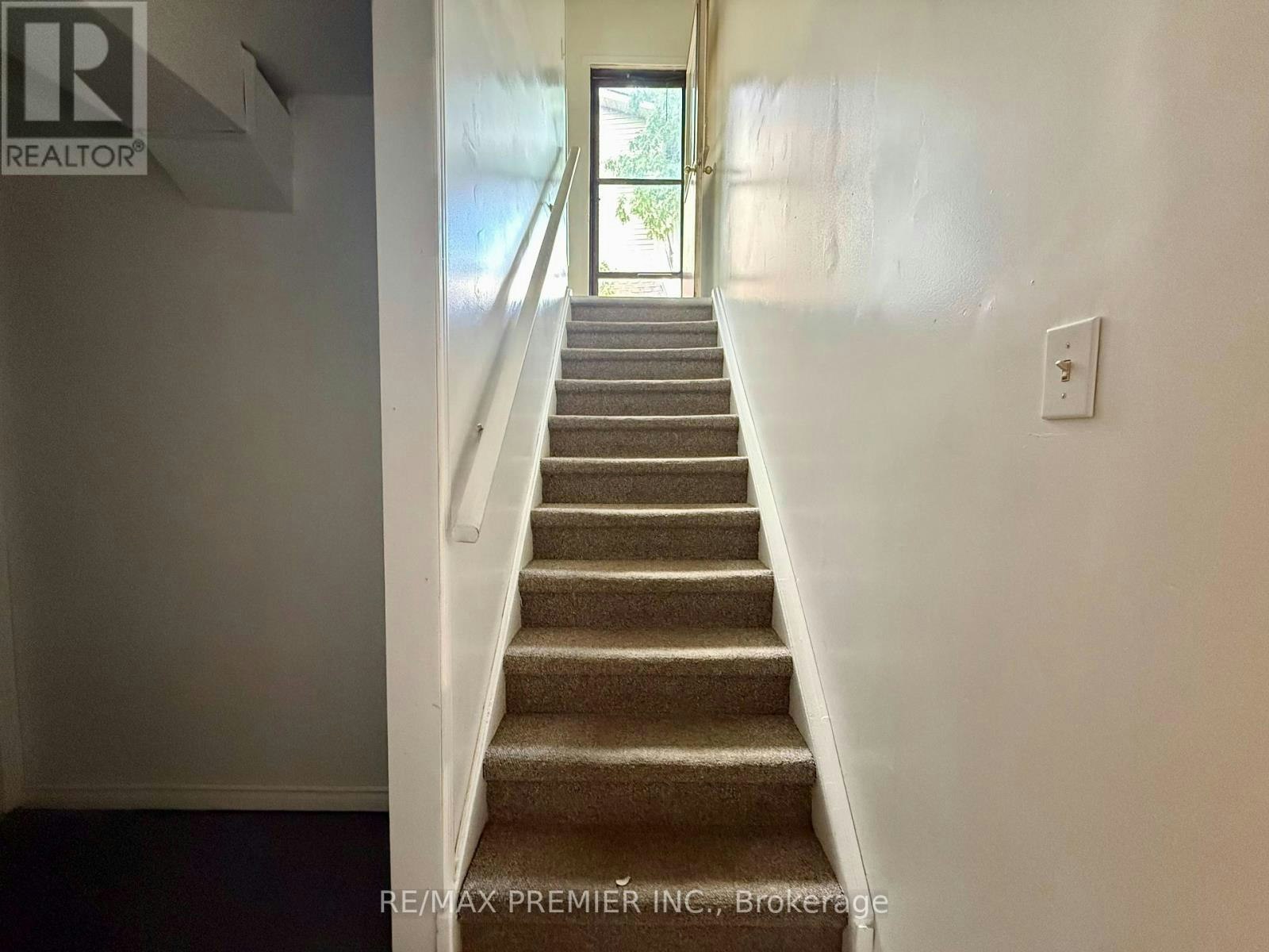 BSMT-77 Fox Run, Barrie, ON, L4N 5L6 4