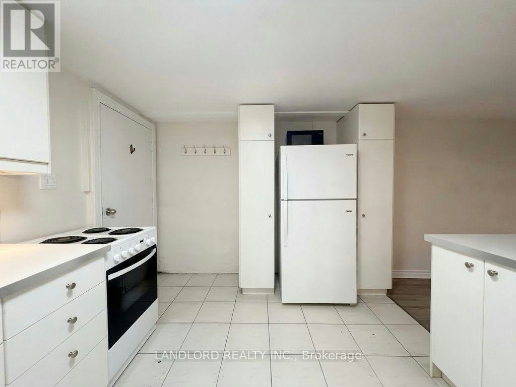 BSMT-589 Annette Street, Toronto, ON, M6S 2C3 - 6