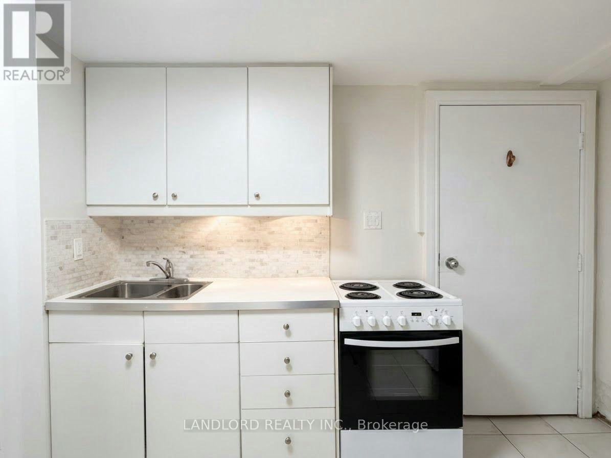 BSMT-589 Annette Street, Toronto, ON, M6S 2C3 - 3