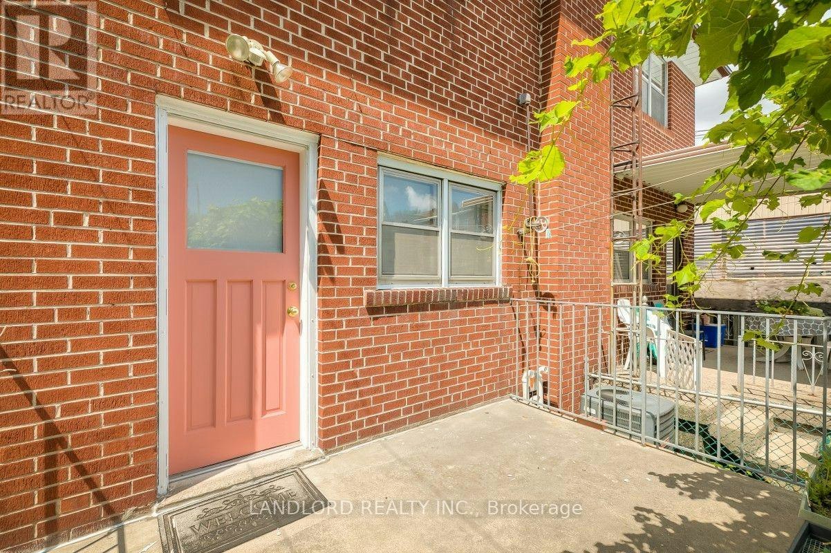 85 Greenlaw Avenue, Toronto, ON, M6H 3V8 - 30