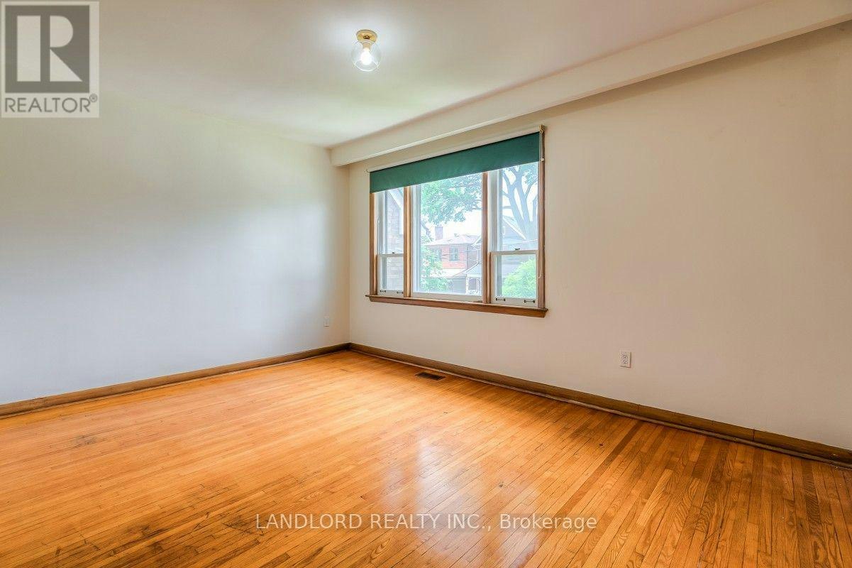 85 Greenlaw Avenue, Toronto, ON, M6H 3V8 - 13