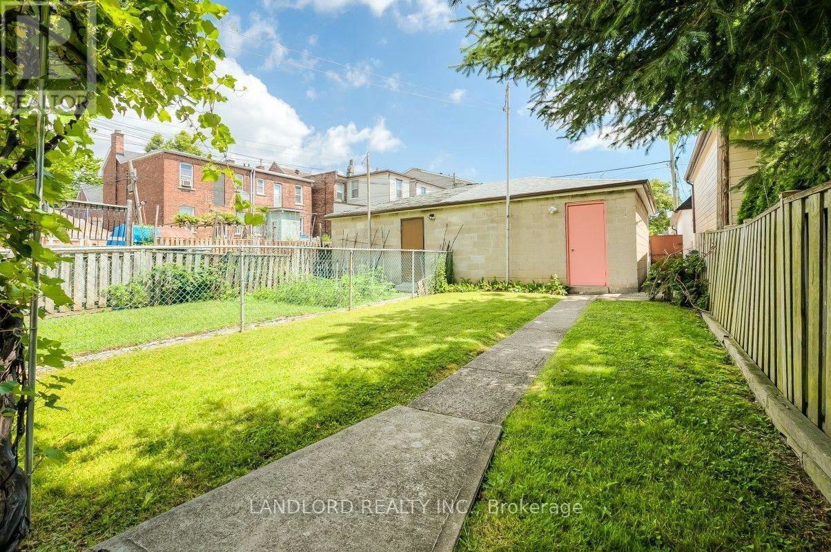85 Greenlaw Avenue, Toronto, ON, M6H 3V8 - 31