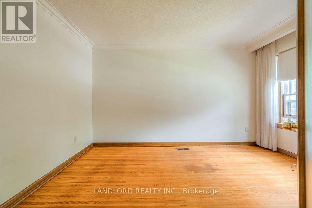 85 Greenlaw Avenue, Toronto, ON, M6H 3V8 - 4