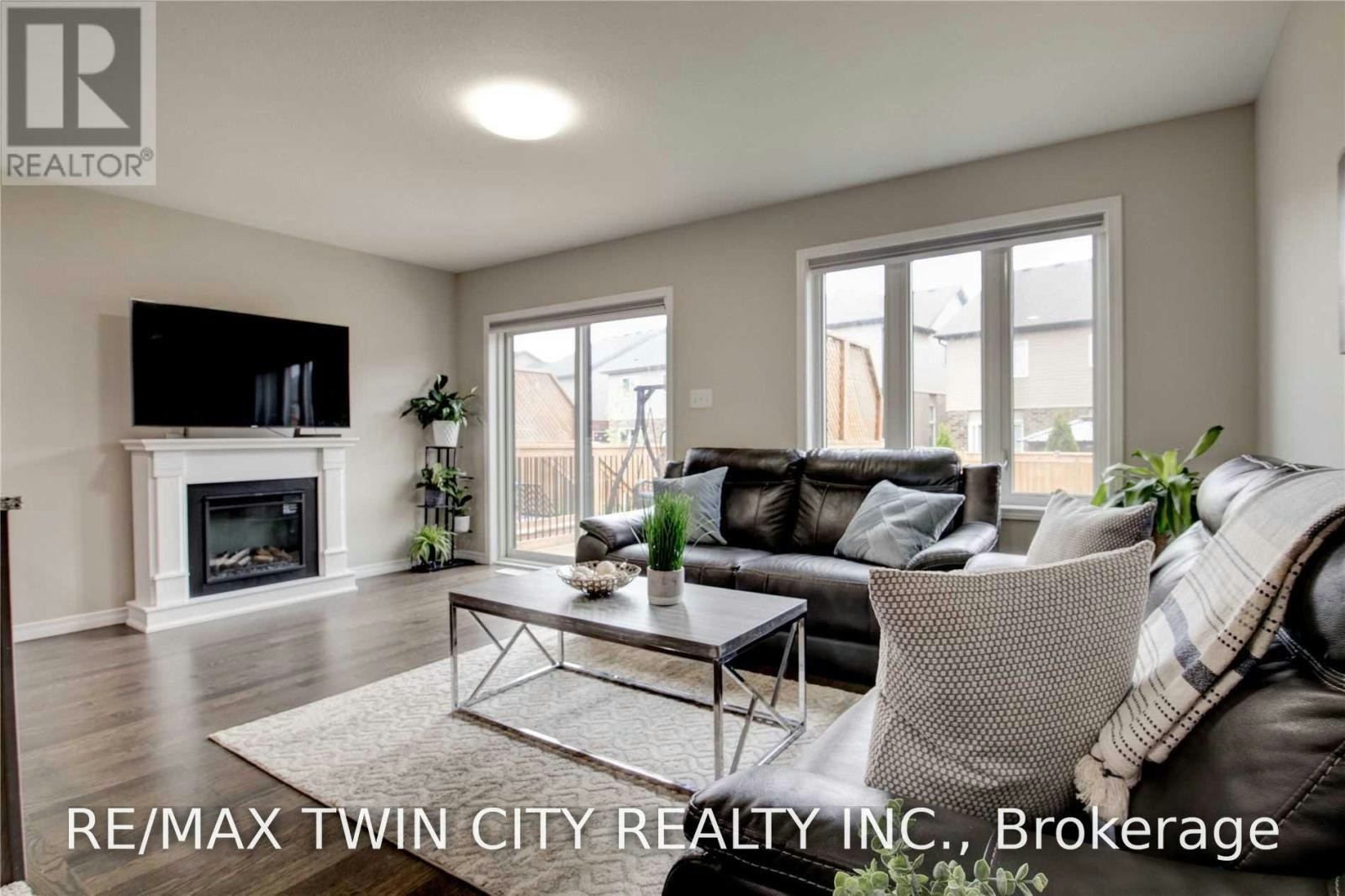 107-135 Hardcastle Drive, Cambridge, ON, N1S 0B6 - 12