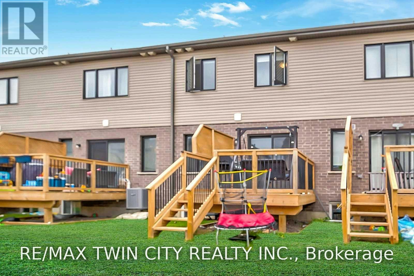 107-135 Hardcastle Drive, Cambridge, ON, N1S 0B6 - 31