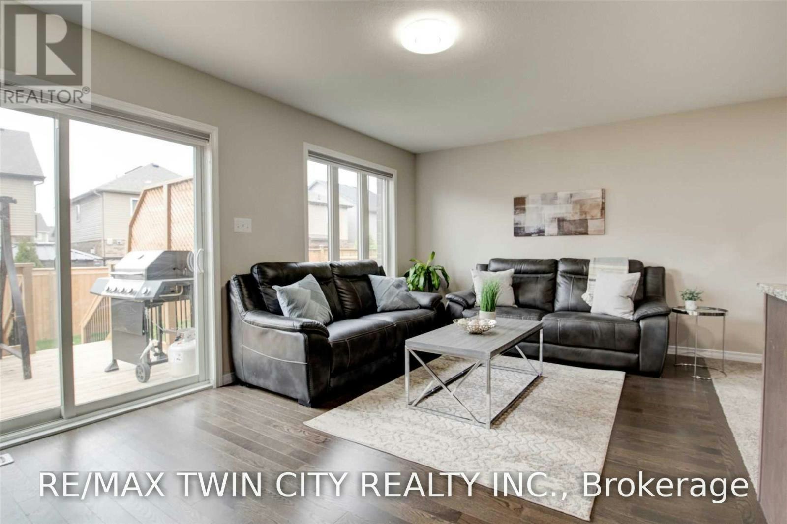 107-135 Hardcastle Drive, Cambridge, ON, N1S 0B6 - 14